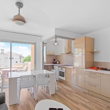 Appartement Calme Et Moderne Avec Vue Mer 74 Canet-en-Roussillon Bagian luar foto