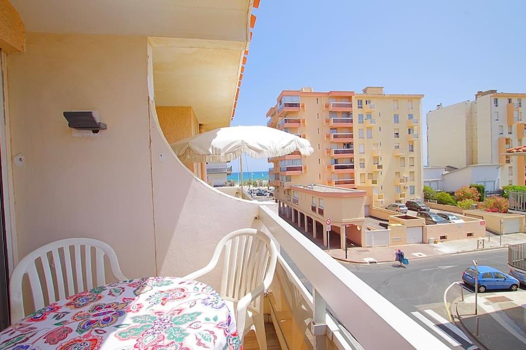 Appartement Calme Et Moderne Avec Vue Mer 74 Canet-en-Roussillon Bagian luar foto